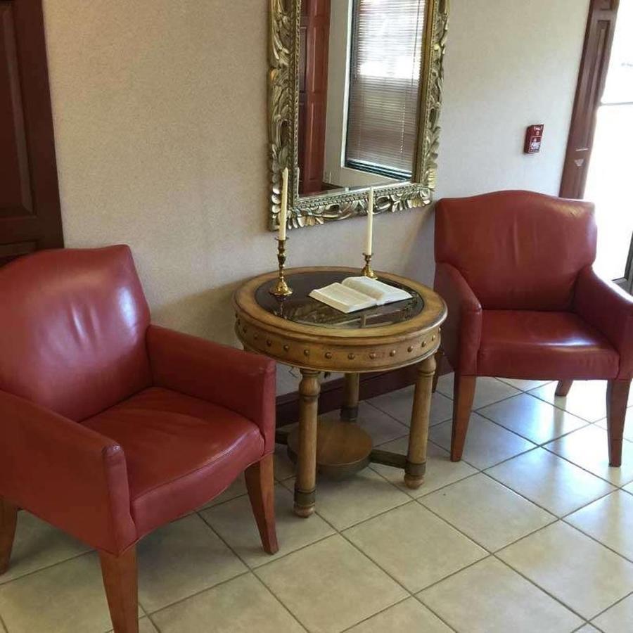 Astoria Hotel Danville North Экстерьер фото